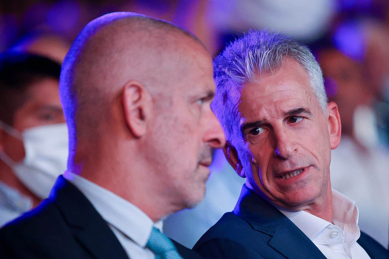 Shin Bet chief Ronen Bar and Mossad director David Barnea at the annual IDF Armored Corps memorial ceremony, marking the 50th anniversary of the Yom Kippur War, Sept. 27, 2023. Photo by Jonathan Shaul/Flash90.