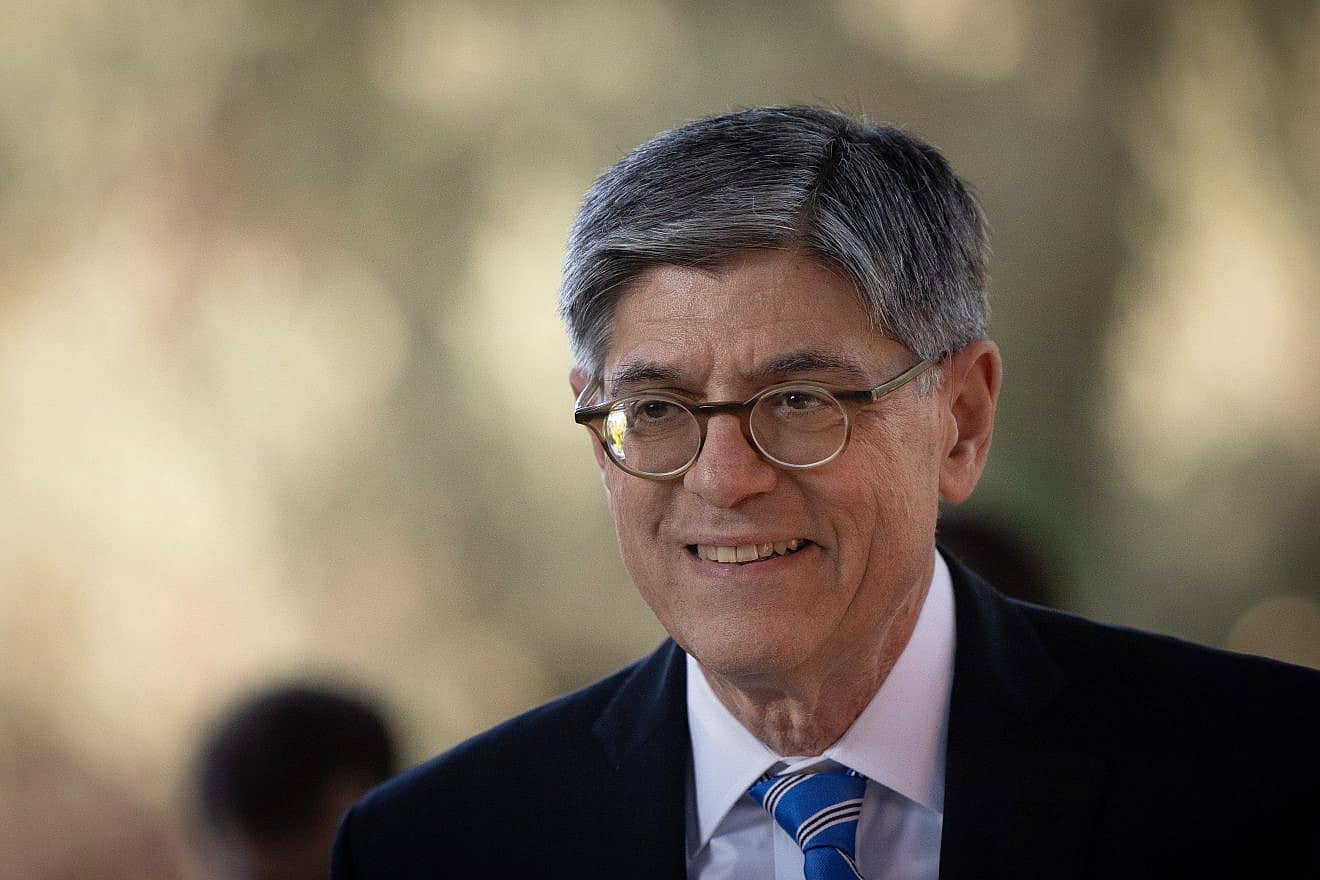 U.S. Ambassador to Israel Jack Lew arrives at the President's Residence in Jerusalem, Nov. 5, 2023. Photo by Yonatan Sindel/Flash90.
