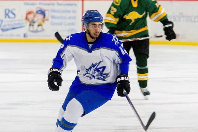 Israeli ice-hockey forward Maor Sherf in 2016. Credit: Wikimedia Commons.