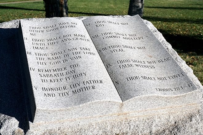 Ten Commandments. Credit: Pixabay.