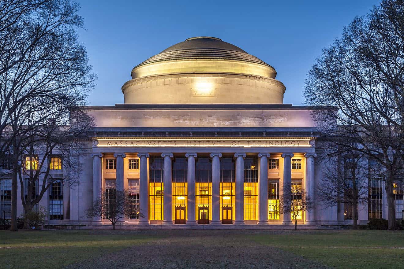The Great Dome at the Massachusetts Institute of Technology in Cambridge, Mass. Credit: Marcio Jose Bastos Silva/Shutterstock.