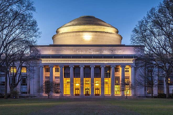 The Great Dome at the Massachusetts Institute of Technology in Cambridge, Mass. Credit: Marcio Jose Bastos Silva/Shutterstock.