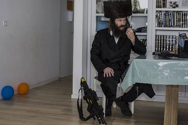 Asaf Peleg, congregation leader and rapid response team leader in Kiryat Malachi. Photo by Rina Castelnuovo.