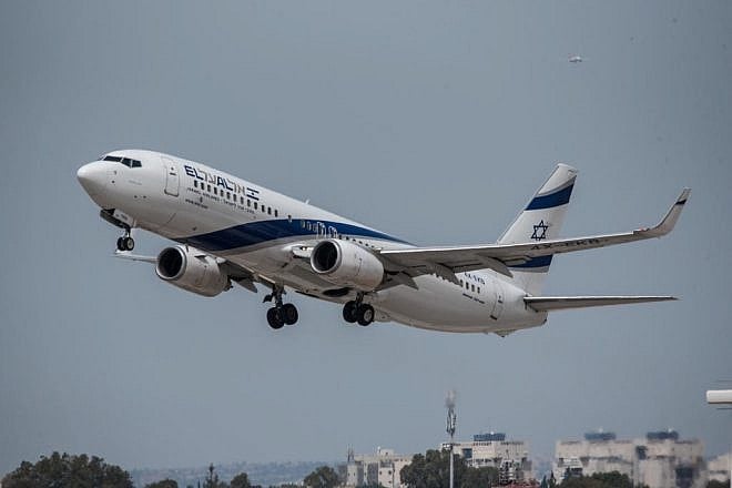 An El Al passenger plane takes off from Ben-Gurion International Airport, April 24, 2019. Photo by Kobi Richter/TPS.