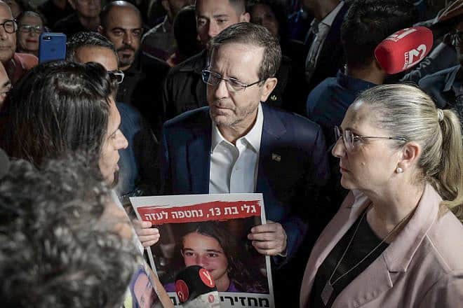 Israeli president Isaac Herzog and his wife Michal visit families of Israelis held hostage by Hamas terrorists at "Hostage Square" in Tel Aviv, Nov. 9, 2023. Photo by Tomer Neuberg/Flash90.