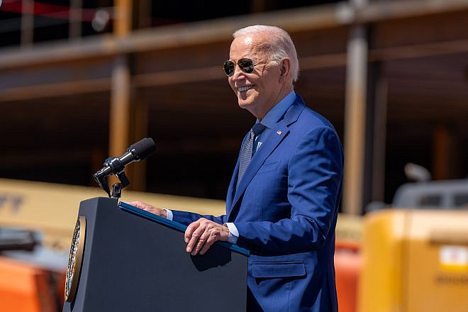 U.S. President Joe Biden delivers remarks announcing CHIPS and Science Act grants to Intel to expand U.S. semiconductor production on March 20, 2024, at the Intel Ocotillo Campus in Chandler, Ariz. Credit: Adam Schultz/White House.