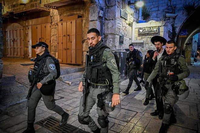 Israel Border Police officers patrol in Jerusalem's Old City during the Muslim holy month of Ramadan, March 11, 2024. Photo by Arie Leib Abrams/Flash90.