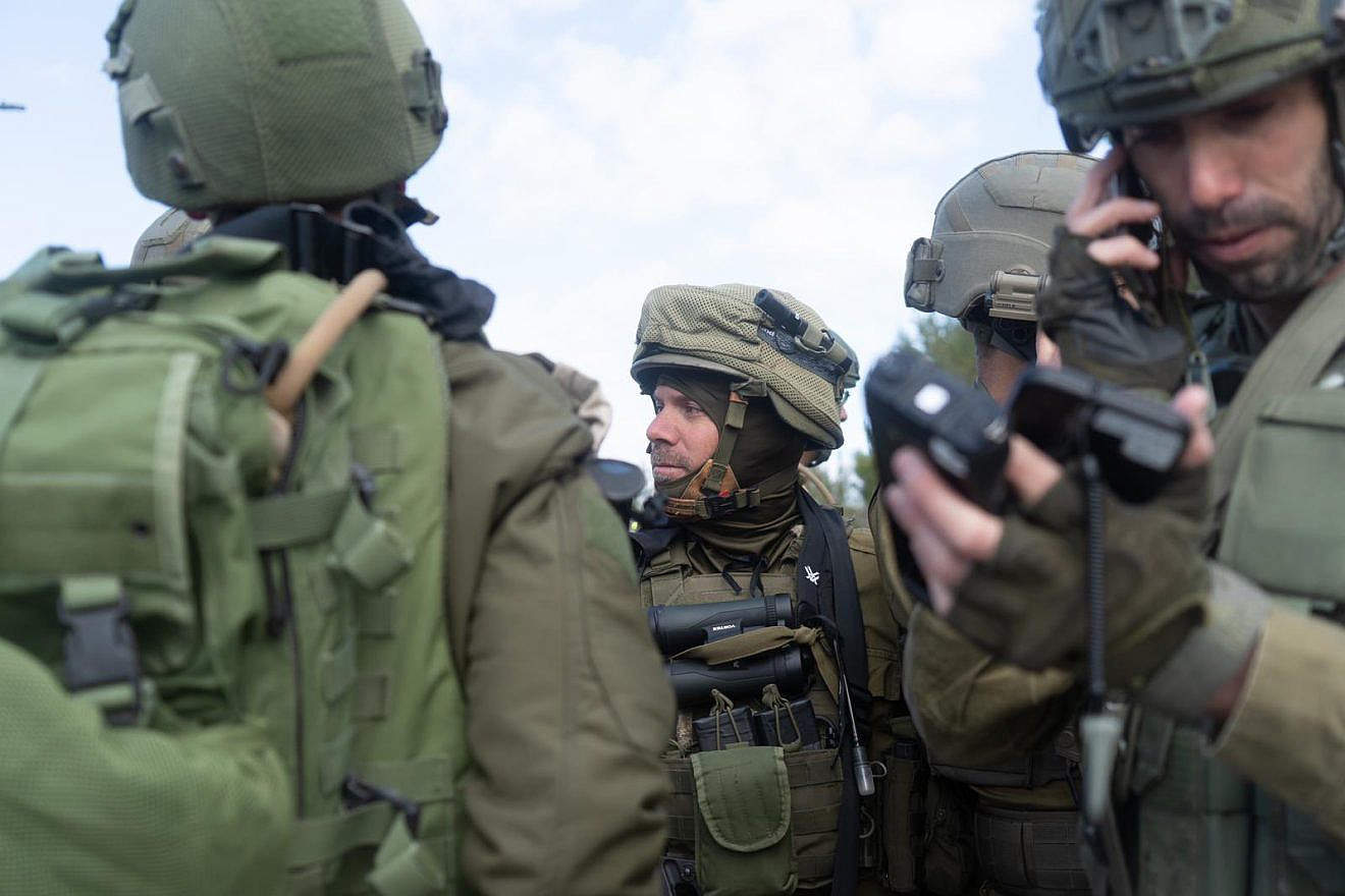 IDF troops search for a Palestinian terrorist in the Binyamin region of Samaria, March 22, 2024. Credit: Israel Defense Forces.