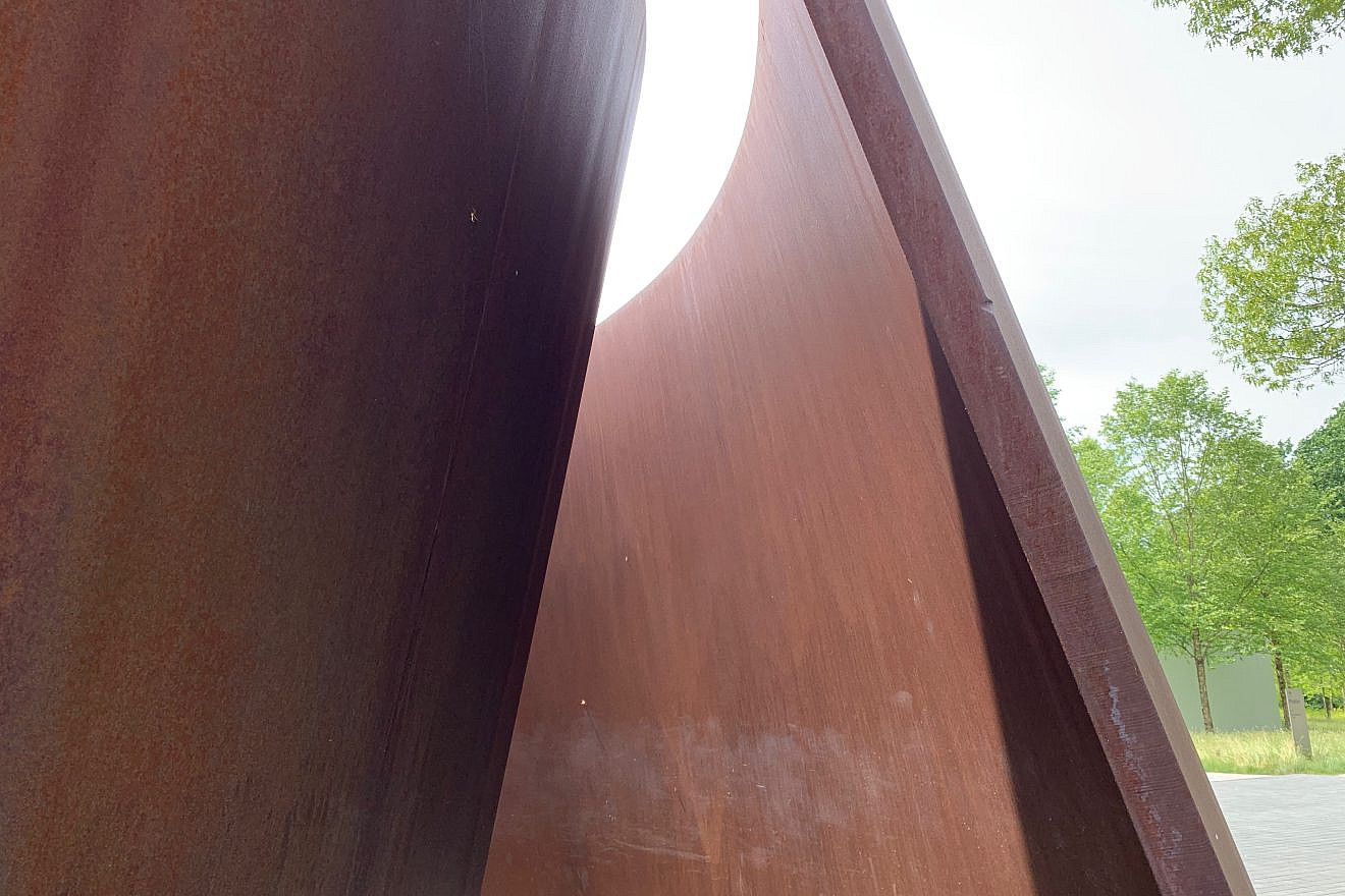 Richard Serra's weatherproof steel sculpture "Sylvester" (2001) at Glenstone in Potomac, Md. Photo by Menachem Wecker.