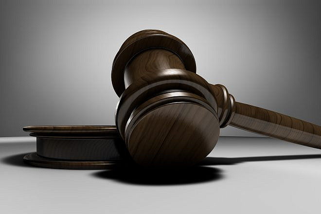 Stock illustration of a gavel. Credit: Pixabay.