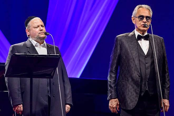 Cantor Yitzchak Meir Helfgot performs with famed tenor Andrea Bocelli at a Chai Lifeline Canada event. Photo by George Pimentel.