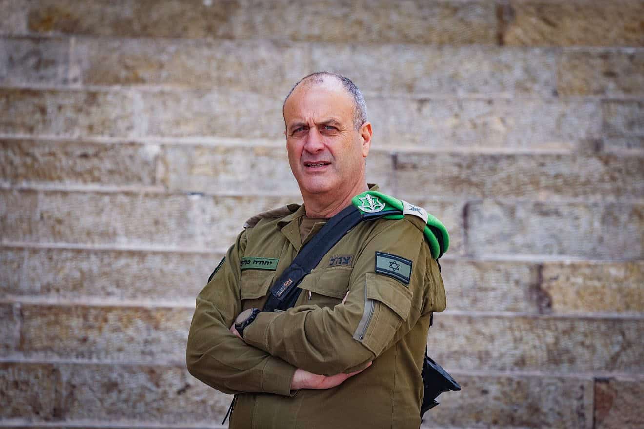OC Central Command Maj. Gen. Yehuda Fox at the Western Wall during the first Friday prayers of Ramadan, March 15, 2024. Photo by Nati Shohat/Flash90.