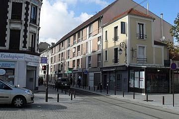 The town center of Gennevilliers, a suburb outside of Paris. Credit: Eole99 via Wikimedia Commons.