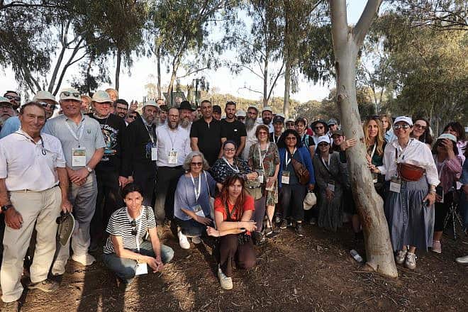 Chabad led the largest solidarity mission to Israel since the Hamas terrorist attacks in southern Israel on Oct. 7, April 2024. Credit: Courtesy.
