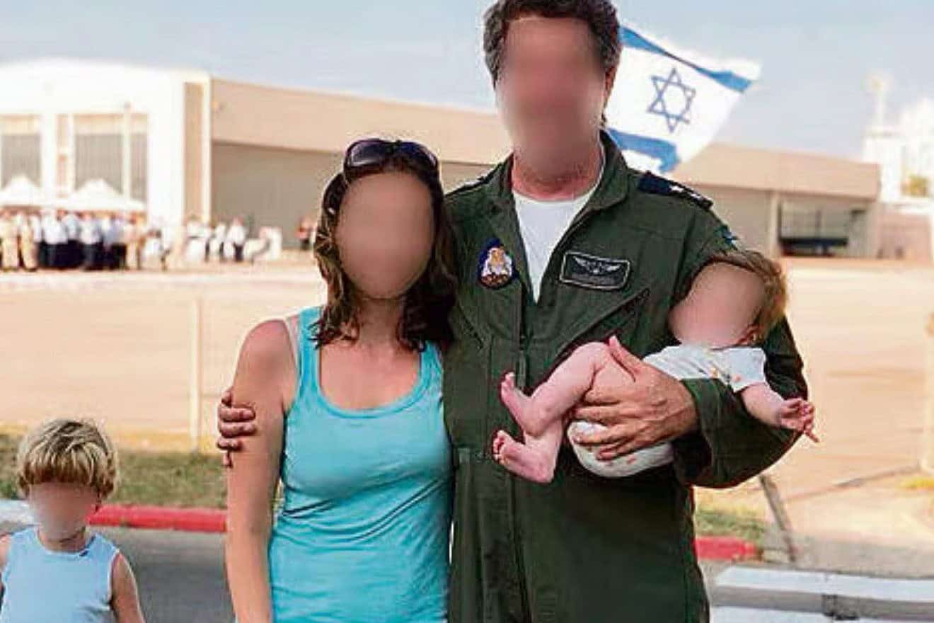 Lt. Col. "Shin" with his family. Credit: IDF Spokesperson's Office.