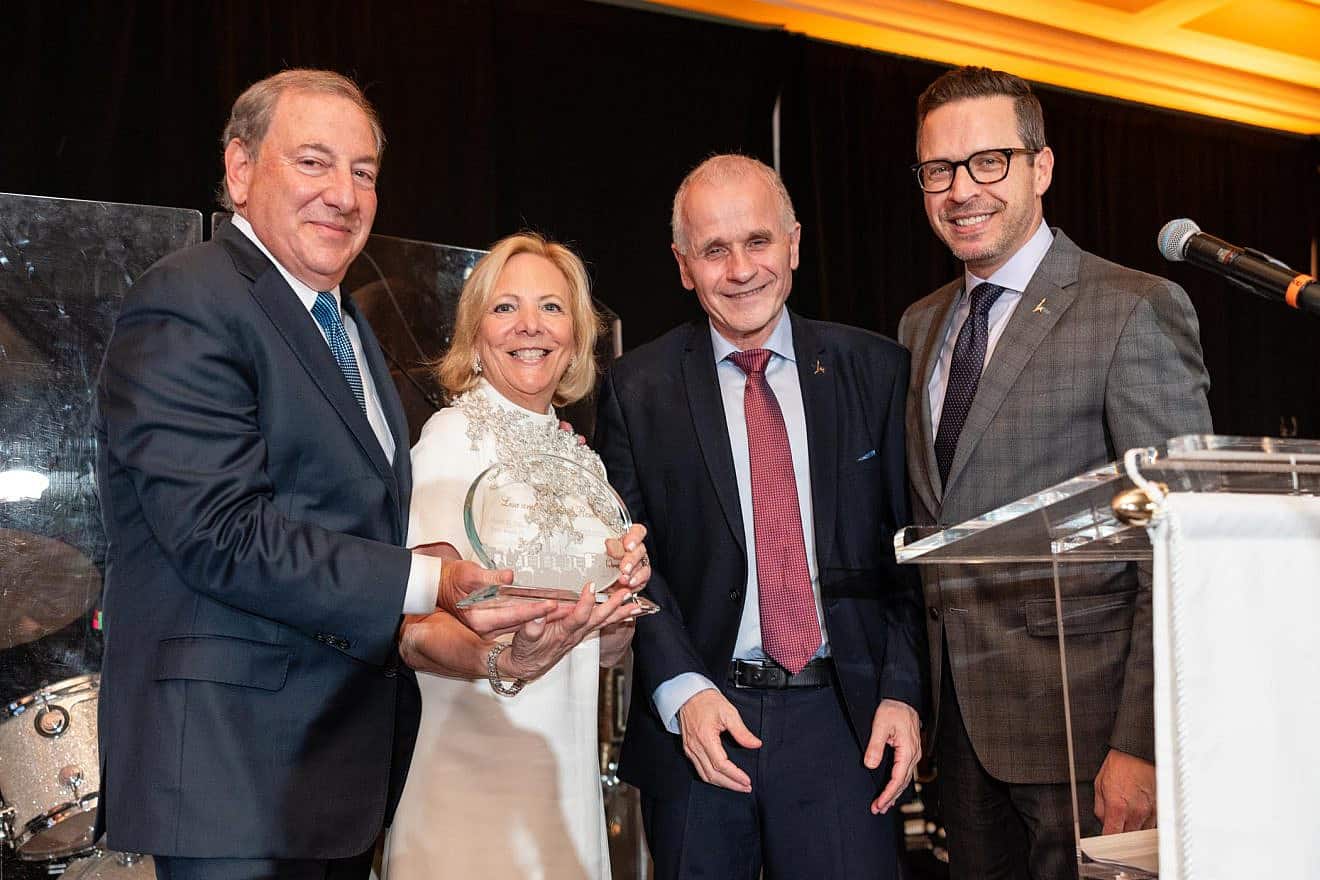 Michael Rome, Lisa Rome, honorees, with Hebrew University president, professor Asher Cohen, and American Friends of the Hebrew University (AFHU) CEO Joshua Rednik. Photo by Kim Zucarro/CAPEHART.