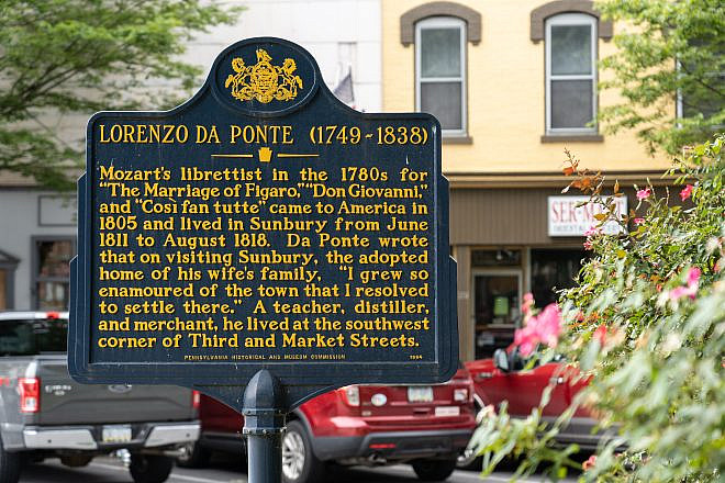 A sign in Sunbury, Pa., noting Lorenzo Da Ponte, who wrote the libretti for 28 operas, including three of Mozart's. Credit: Rosemarie Mosteller/Shutterstock.