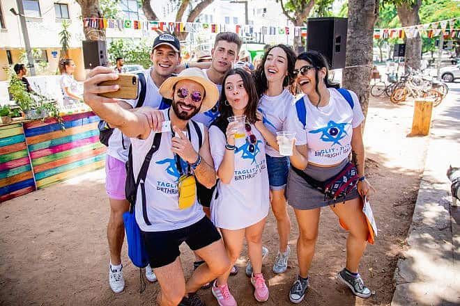 Birthright participants during a recent trip. Credit: Courtesy of Birthright Israel.