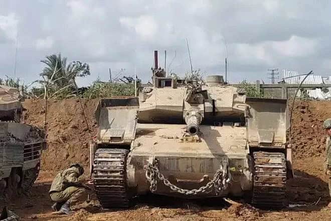 Israeli forces in Jabalia, the northern Gaza Strip. Photo by Neta Bar.