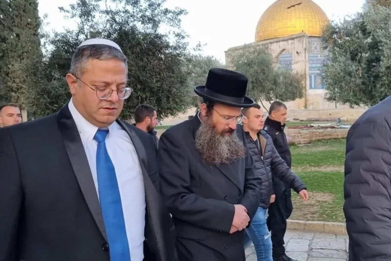 Israeli National Security Minister Itamar Ben-Gvir (left) during a previous visit to the Temple Mount in Jerusalem. Source: Itamar Ben-Gvir/X.