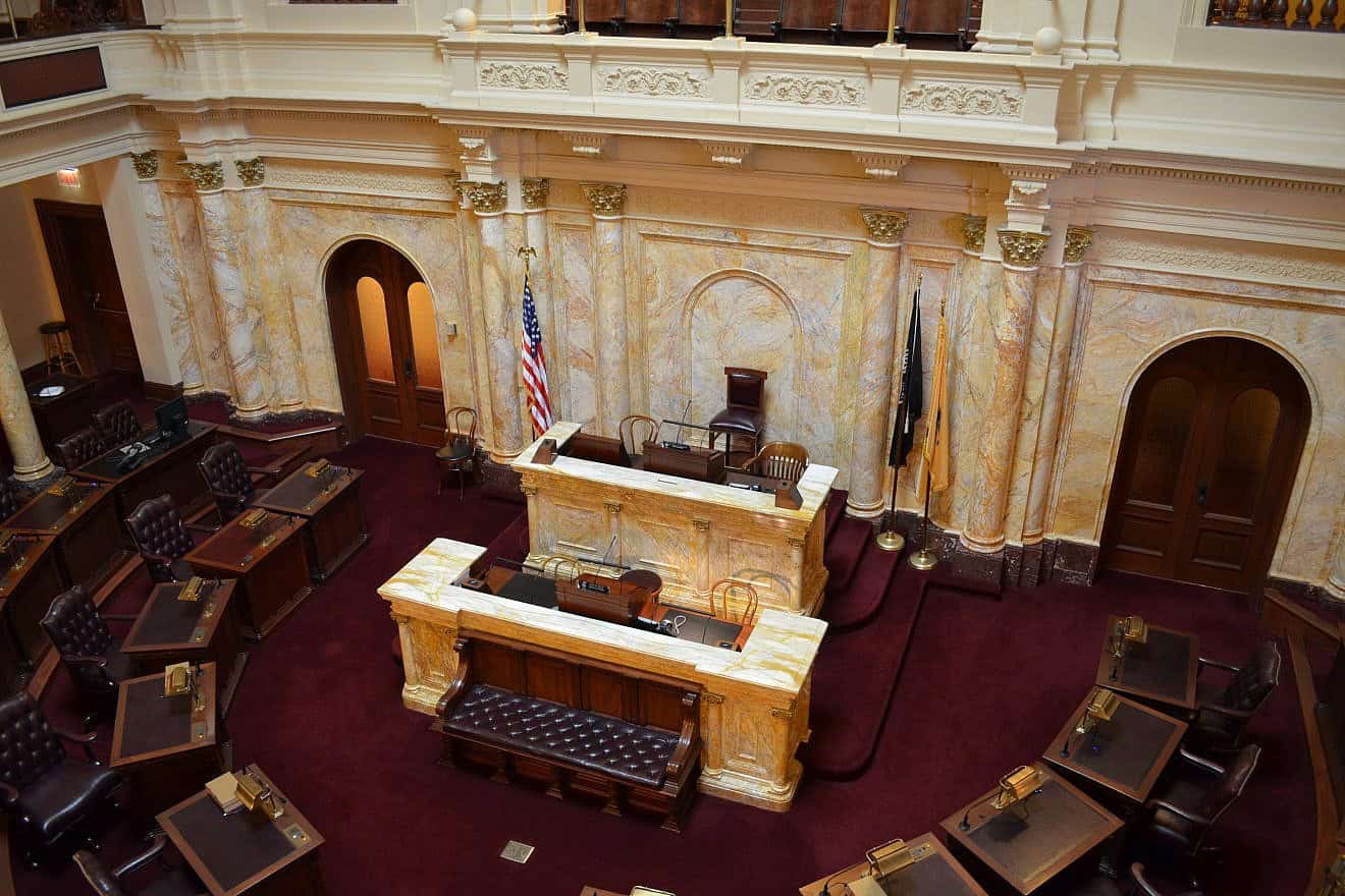 The senate chamber of the New Jersey State House in Trenton, N.J. Credit: Wikimedia Commons.