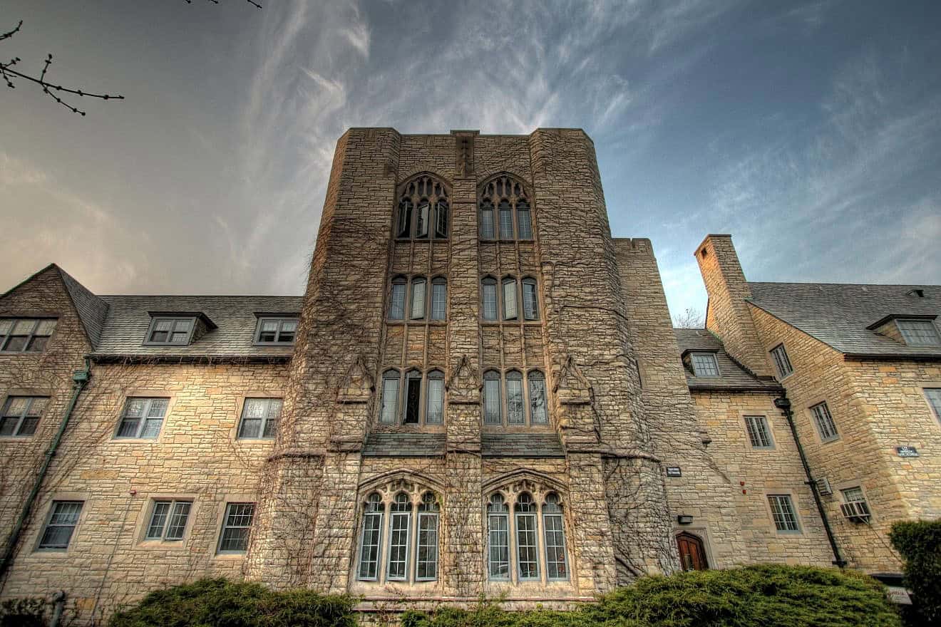 Student residences around the “Sorority Quad” at Northwestern in Evanston, Ill. Credit: Wikimedia Commons.