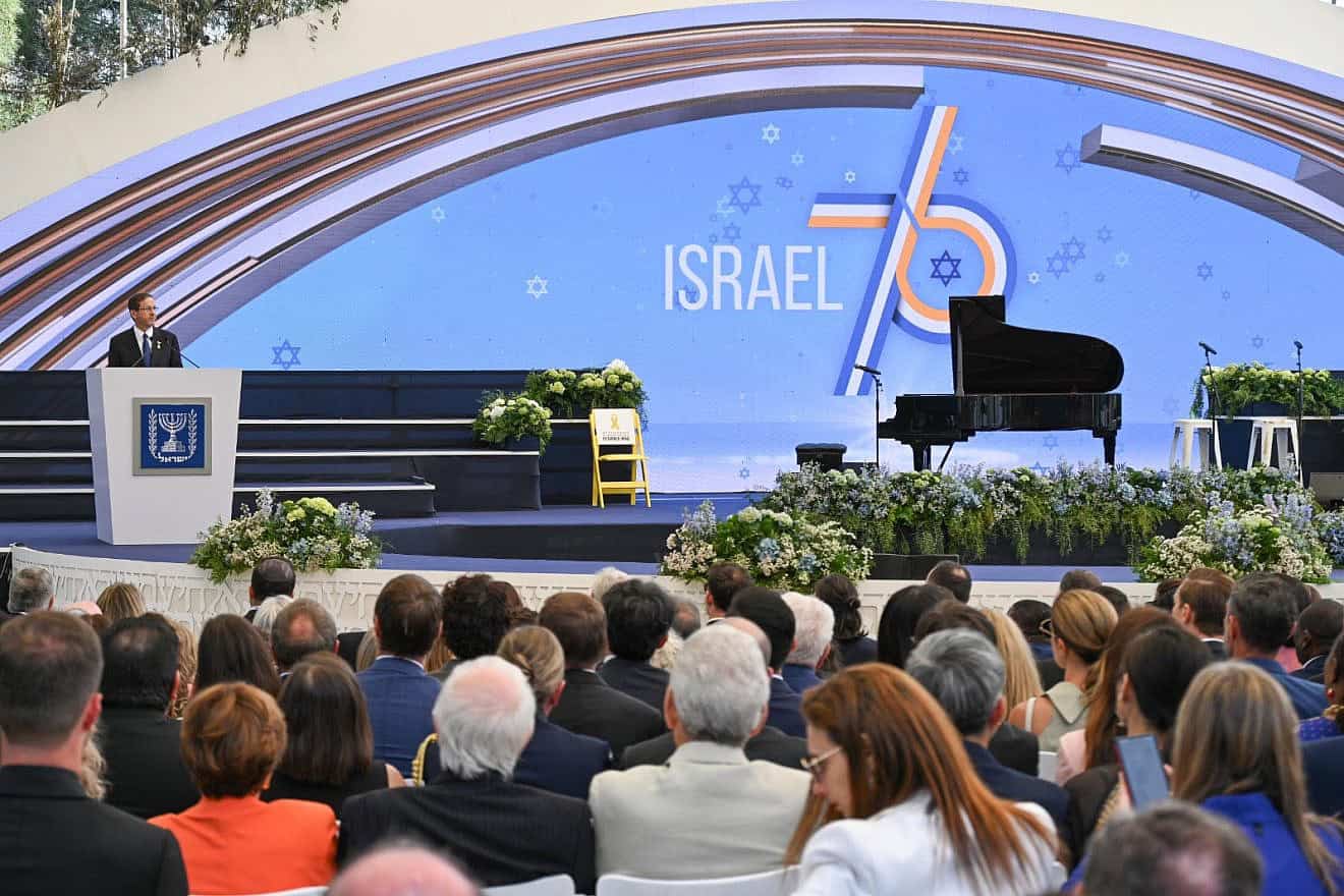 Israeli President Isaac Herzog hosts the annual Independence Day reception for ambassadors, international representatives and members of the diplomatic corps based in Israel, May 14, 2024. Photo by Ma'ayan Toaf/GPO.