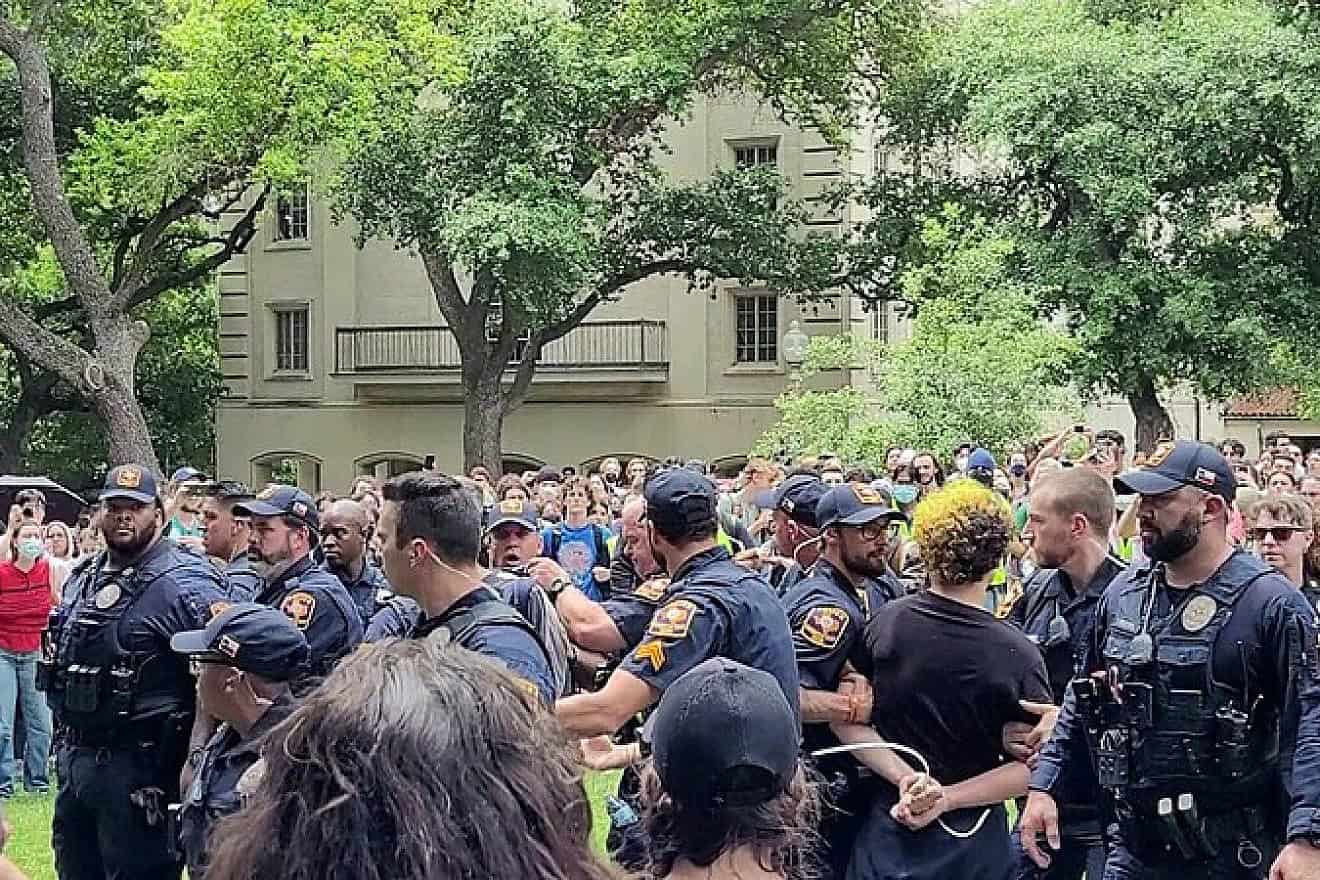 Police arrest pro-Palestinian demonstrators associated with an anti-Israel student encampment at the University of Texas at Austin, on April 24, 2024. Credit: Wikimedia Commons.