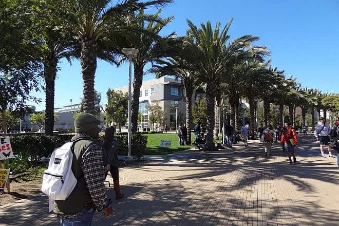 Santa Monica College in Southern California. Credit: Mr. Gates via Wikimedia Commons.