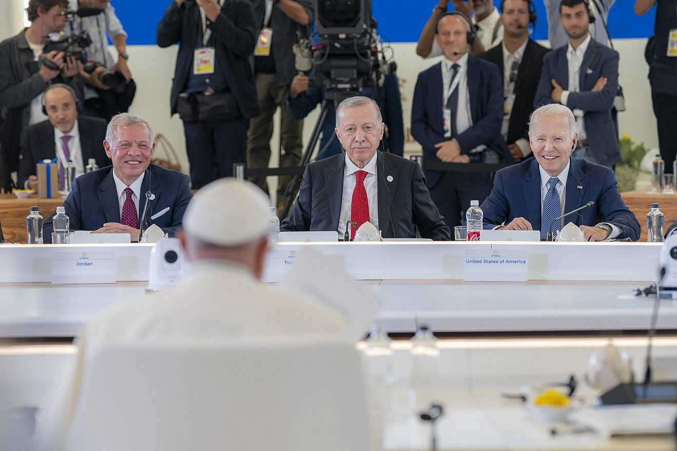 U.S. President Joe Biden participates in a working session with G7 leaders, Pope Francis and outreach countries at the 2024 G7 Summit, Friday, June 14, 2024, at Borgo Egnazia in Apulia, Italy. Seated alongside President Biden are Turkish President Recep Tayyip Erdogan and (left) King Abdullah II of Jordan. Credit: Adam Schultz/White House.
