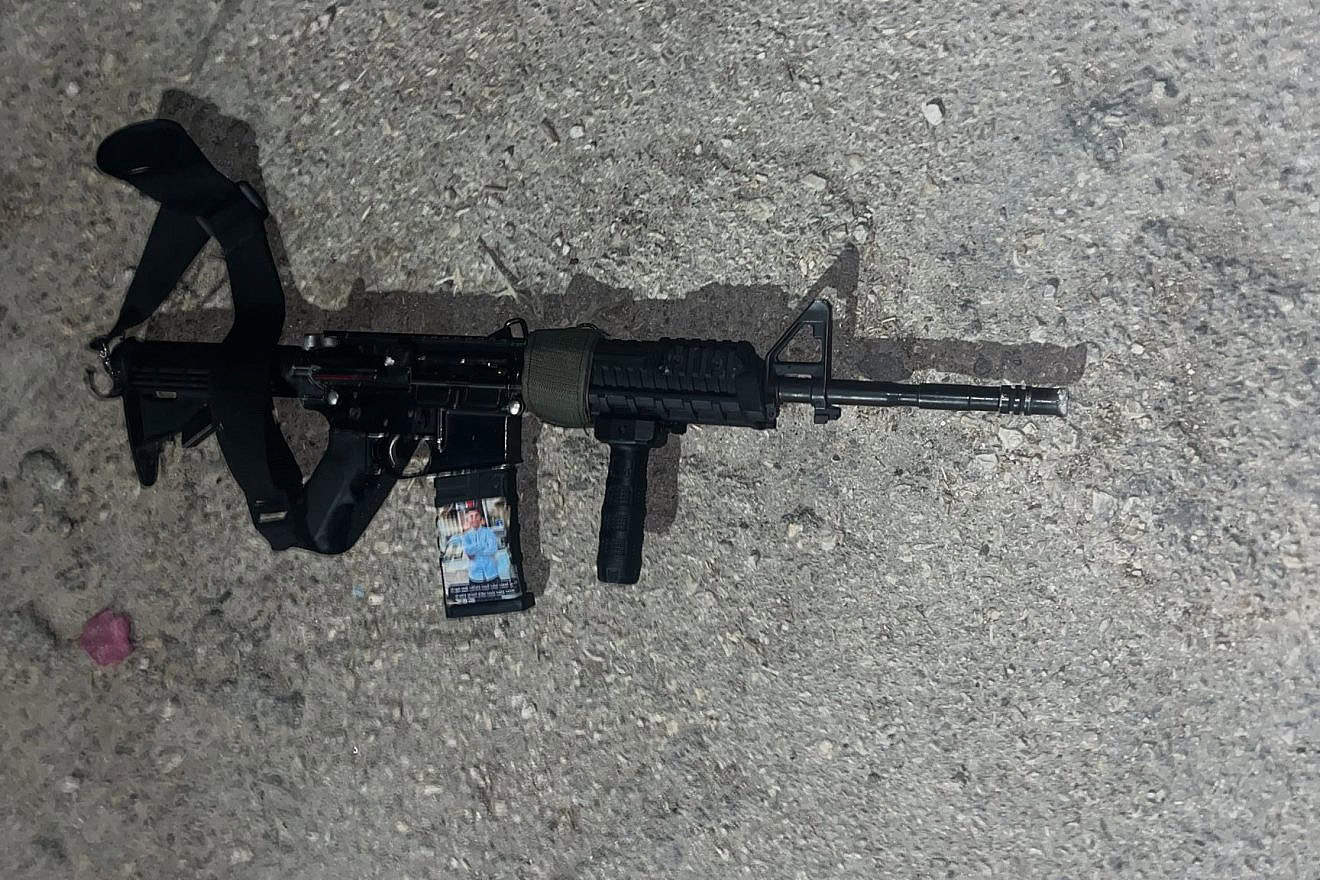 One of the weapons confiscated after two gunmen were killed by IDF forces near Tulkarem in Samaria, June 4, 2024. Credit: IDF.