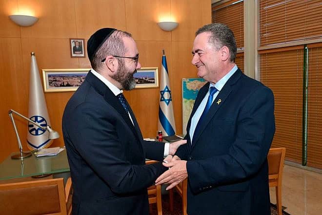 Israeli Foreign Minister Israel Katz welcomed Argentina's incoming ambassador, Rabbi Shimon "Axel" Wahnish, during a meeting at the Foreign Ministry in Jerusalem, June 24, 2024. Credit: Israel Katz/X.