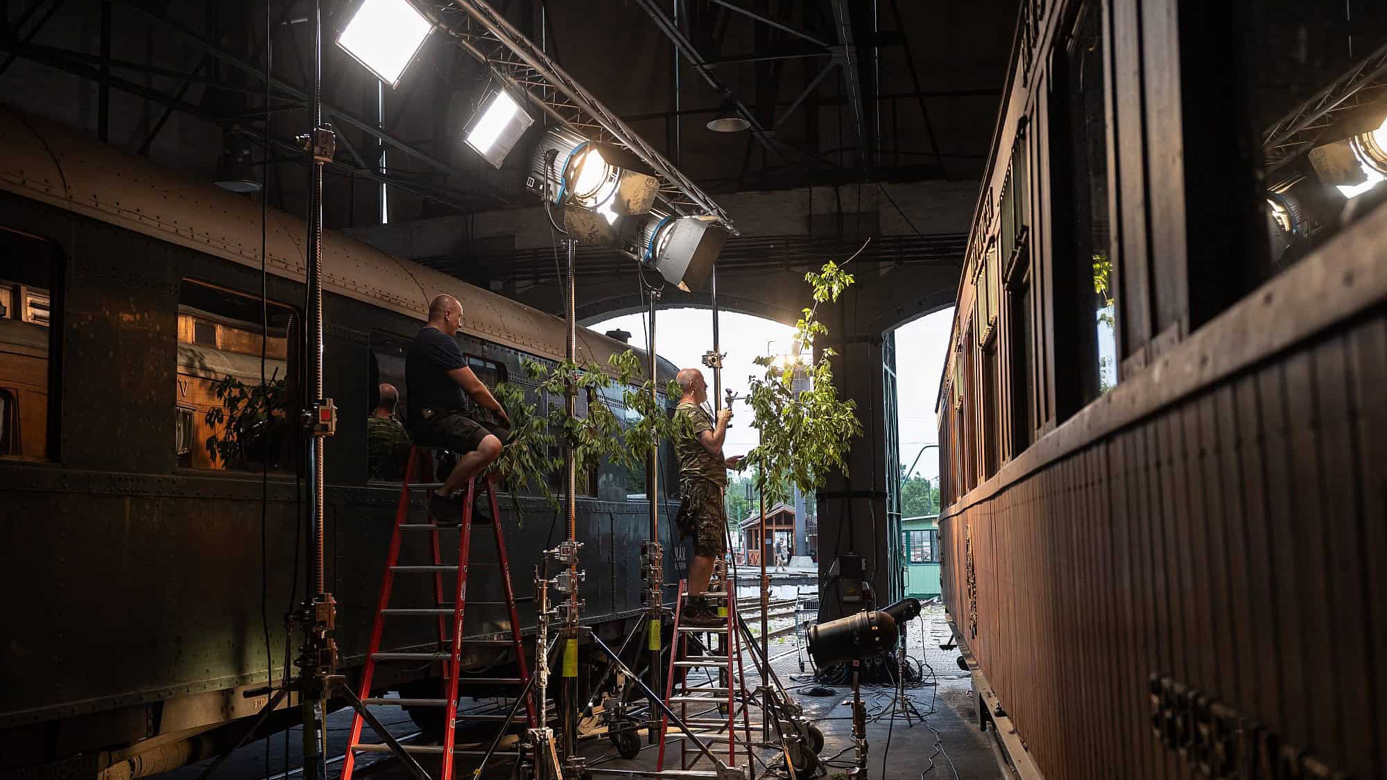 Joe Berlinger directing the Netflix docuseries “Hitler and the Nazis: Evil on Trial,“ released on June 5, 2024. Credit: Márton Kállai/Courtesy of Netflix.