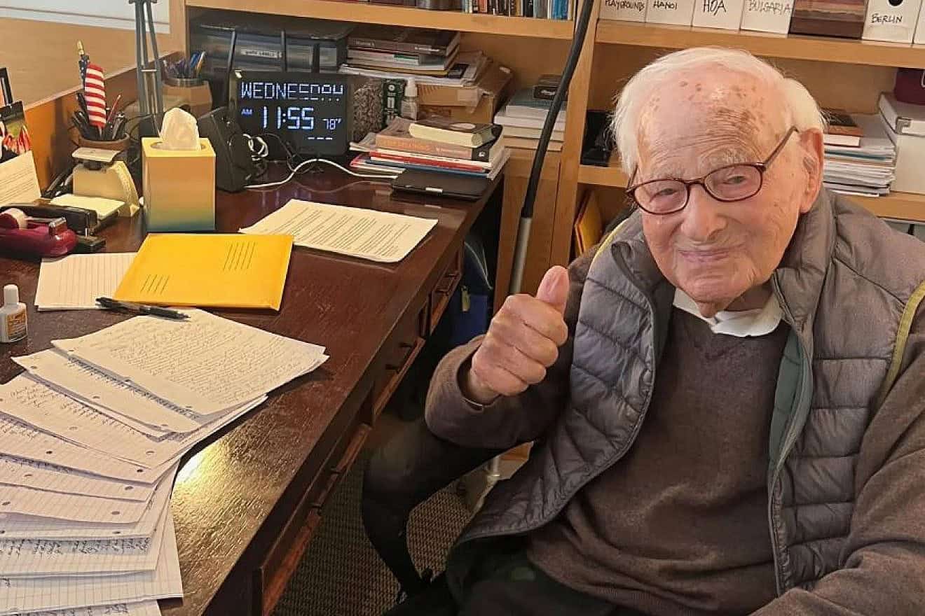Morrie Markoff and his wife, the former Betty Goldmintz, were married for 81 years. Credit: Courtesy of the family.