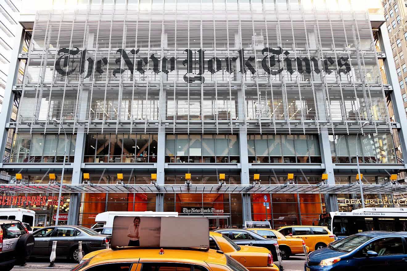 The headquarters of “The New York Times” in Midtown Manhattan, June 7, 2014. Credit: Osugi/Shutterstock.
