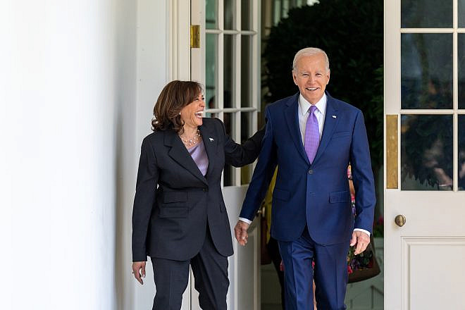 U.S. President Joe Biden walks with Vice President Kamala Harris along the West Colonnade of the White House to the Oval Office on May 26, 2023. Credit: Adam Schultz/White House.