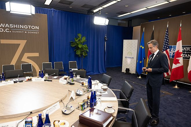 U.S. Secretary of State Antony Blinken prepares for his meeting with G7 foreign ministers at the Washington Convention Center in Washington, D.C., July 11, 2024. Credit: Chuck Kennedy/U.S. State Department.