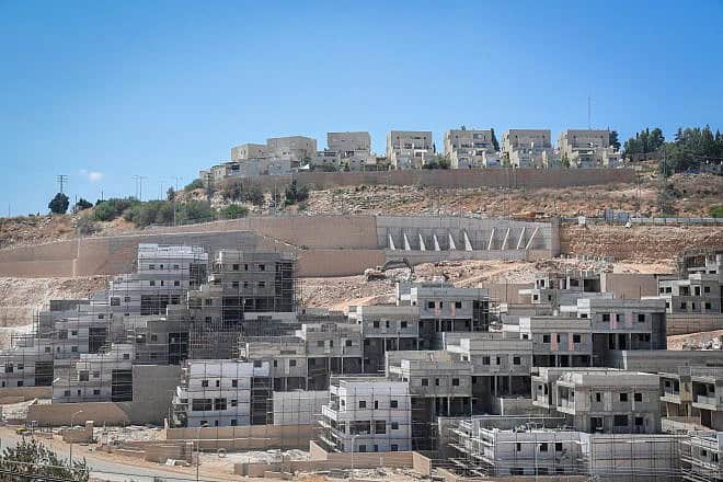Homes under construction in the Israeli community of Elkana in Samaria, Aug. 21, 2019. Photo by Ben Dori/Flash90.