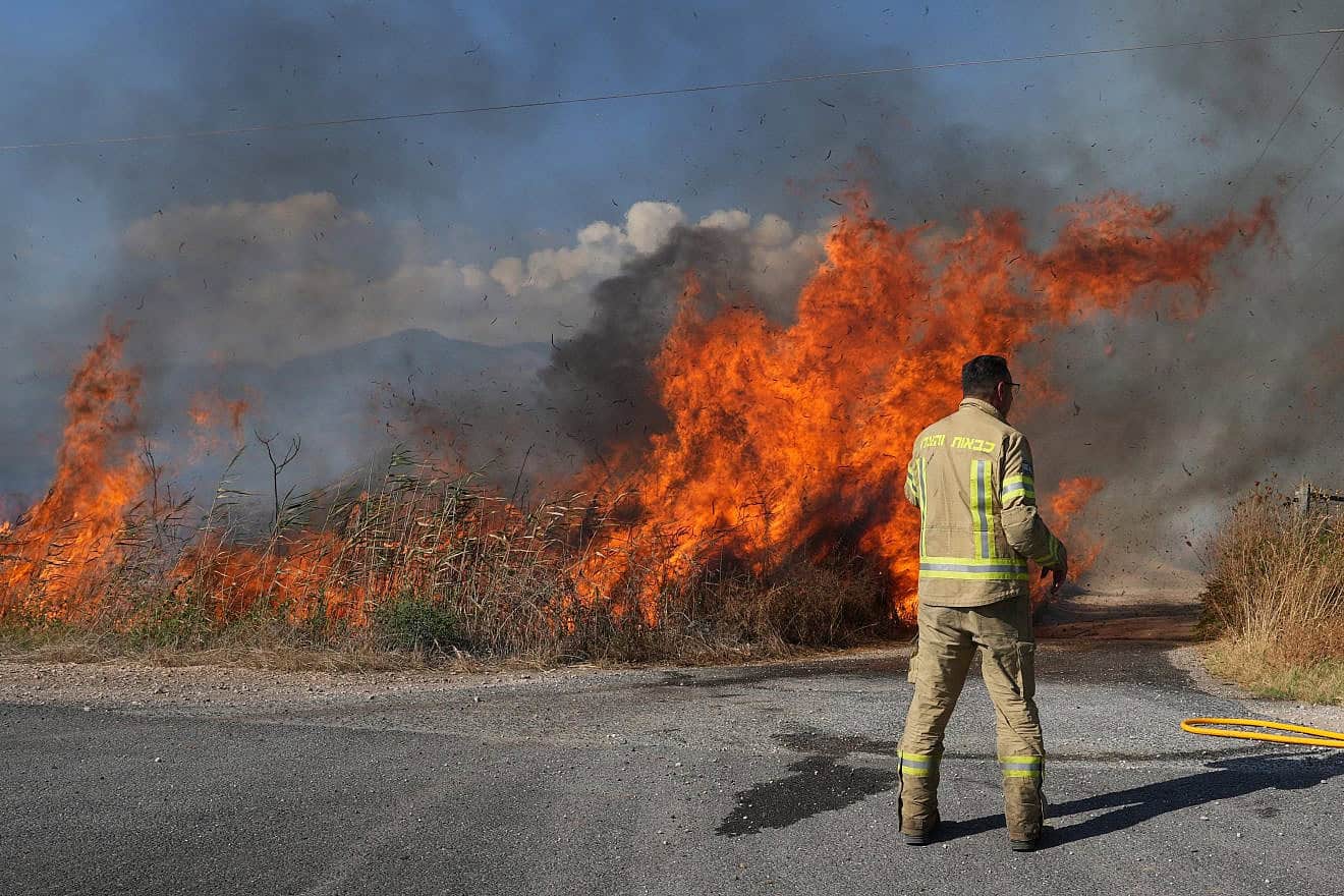 A fire that was started by missiles launched from Lebanon near She'ar Yashuv in northern Israel, July 1, 2024. Photo by Ayal Margolin/Flash90.