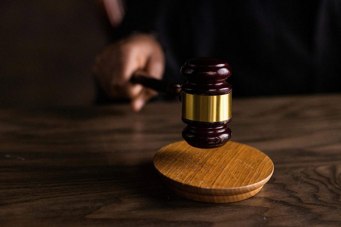 Gavel. Credit: Katrin Bolovtsova/Pexels.