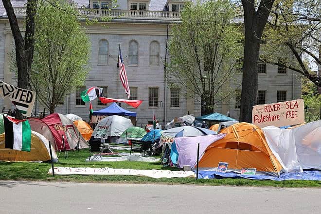 “Free Palestine” tent encampment at Harvard University, organized in April-May 2024 in support of Palestinians and the Hamas terrorist organization in the Gaza Strip, May 2, 2024. Credit: Dariusz Jemielniak via Wikimedia Commons.