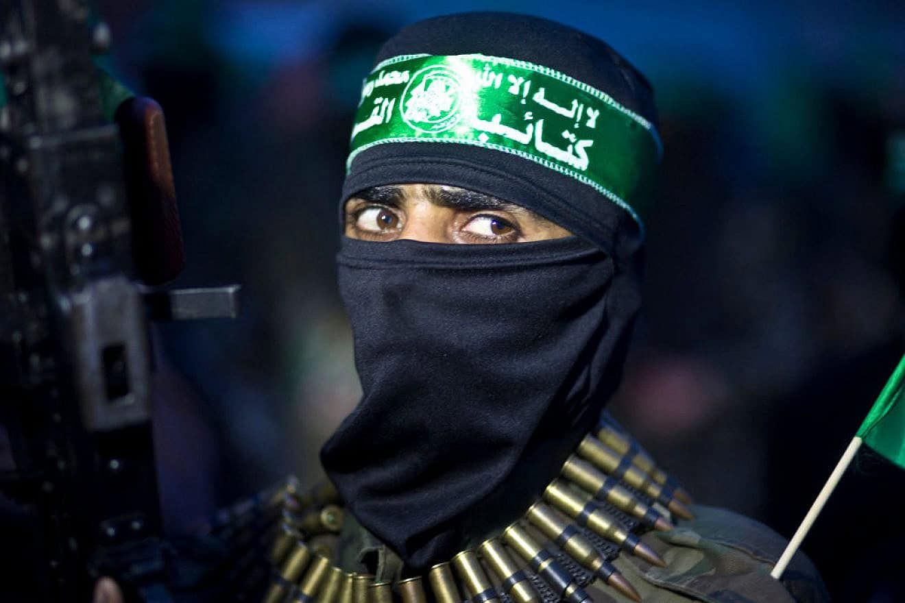 A member of the al-Qassam Brigades, Hamas’s “military” wing, at a rally in Gaza City on March 23, 2016. Photo by Mahmud Hams/AFP via Getty Images.