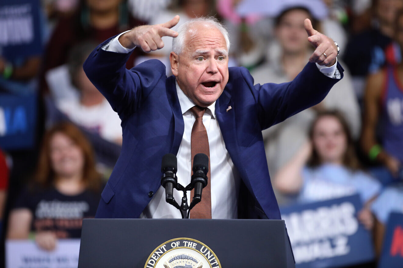Minnesota Gov. Tim Walz speaks at a campaign rally for U.S. Vice President Kamala Harris at Desert Diamond Arena in Glendale, Ariz., on Aug. 9, 2024. Credit: Gage Skidmore/Creative Commons.