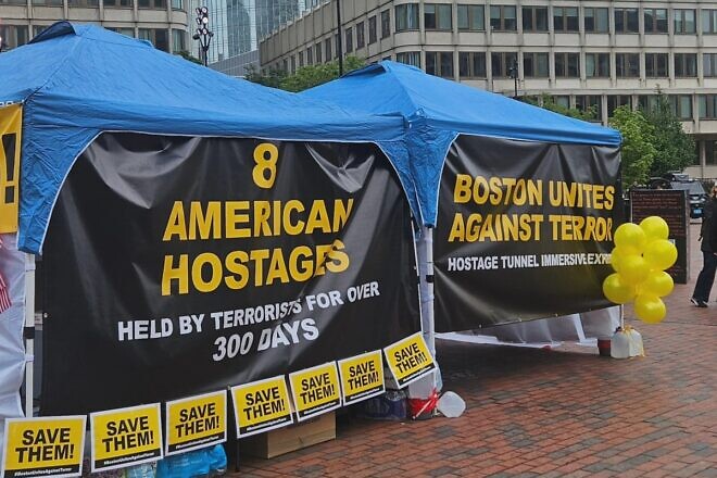 A B'nai B'rith International-sponsored exhibition in Boston simulating the experiences of hostages in Gazan tunnels in August 2024. Credit: B'nai B'rith.