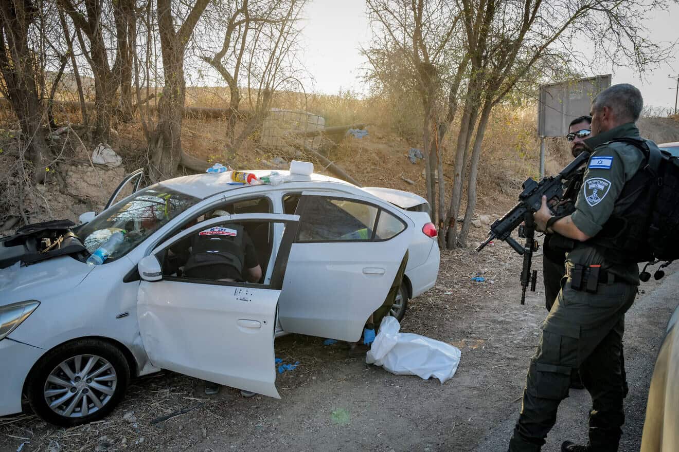 Israeli security and rescue forces at the site of a shooting attack in the northern Jordan Valley, Aug. 11, 2024. Photo by Michael Giladi/Flash90.
