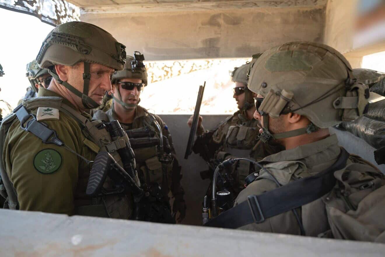 Chief of Staff Lt. Gen. Herzi Halevi (left) visits the Gaza Strip, Aug. 20, 2024. Credit: IDF.