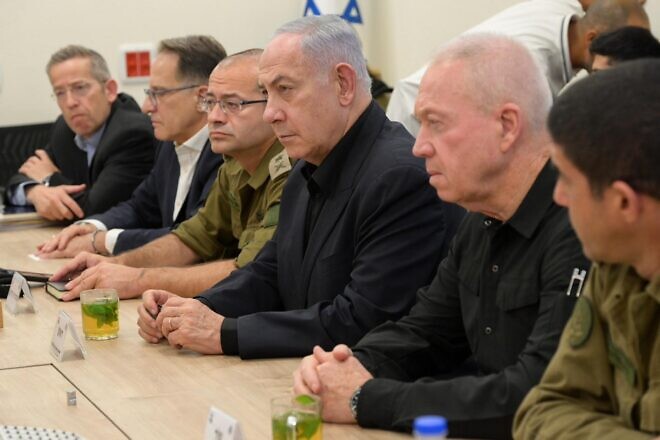 Israeli Prime Minister Benjamin Netanyahu, and to his right, Israeli Defense Minister Yoav Gallant, meet with other leaders at IDF headquarters in Tel Aviv, Aug. 25, 2024. Credit: Ma'ayan Toaf/GPO.