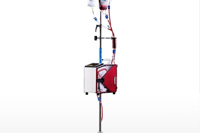 The rapid blood infuser device instantly warms blood lost due to an injury, accident or transplant to 37 degrees Celsius, eliminates any air bubbles so there is not risk of an air embolism, and infuses up to a liter of blood per minute. Credit: Courtesy.