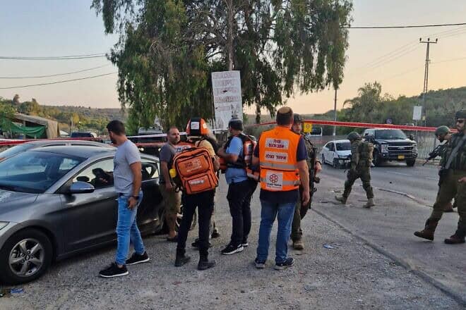 An Israeli man was lightly injured during a car-ramming attack at the entrance to Ariel in Samaria, Aug. 25, 2024. Credit: United Hatzalah.