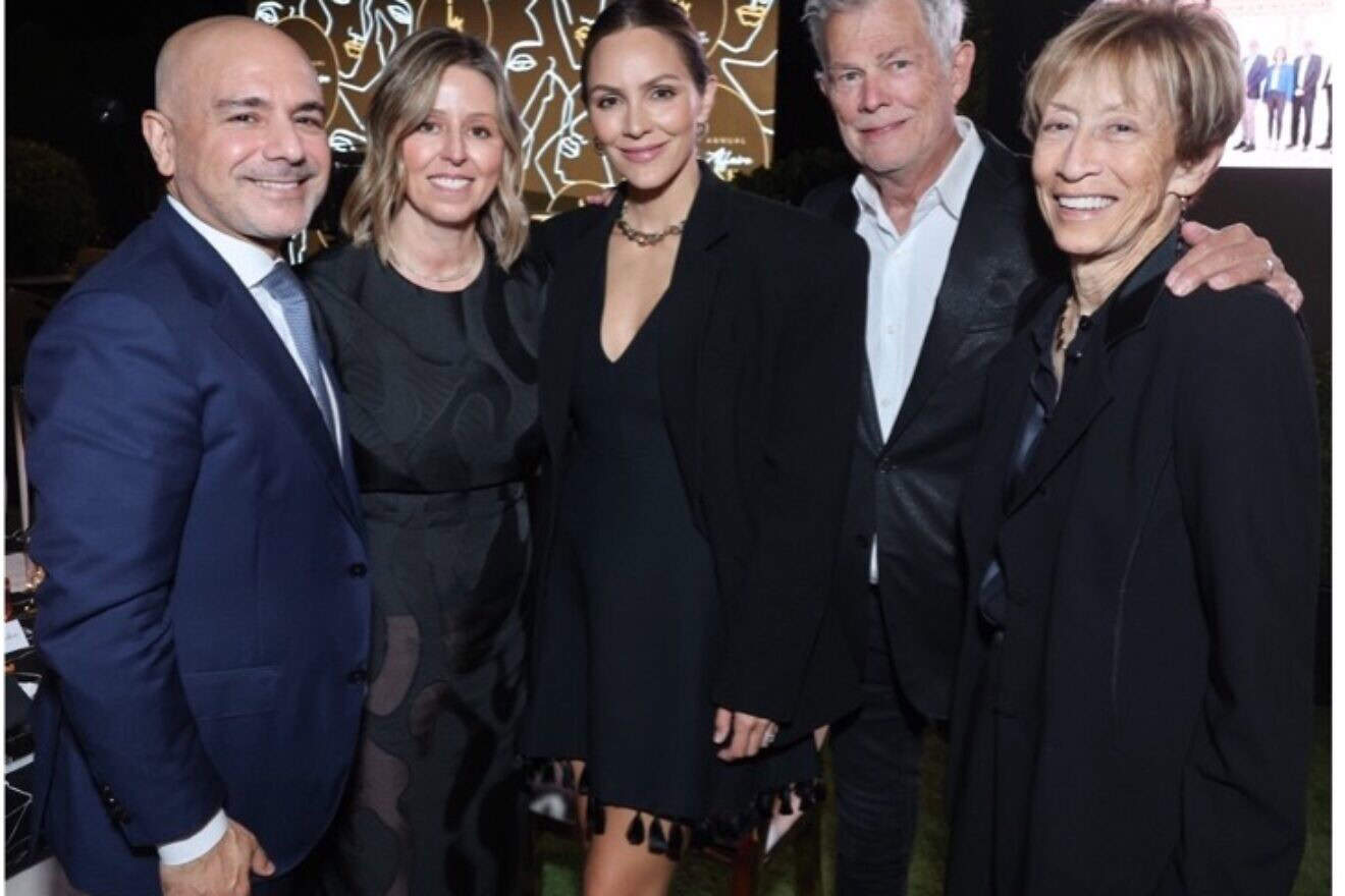 At the 15th Annual Bel Air Affaire in Beverly Hills, Drs. Eric and Melina Esrailian (far left) were presented with the Humanitarian Torch of Learning Award. The evening's surprise entertainment was singer and actress Katharine McPhee Foster (center), shown with her husband Grammy Award-winning writer and producer David Foster and AFHU Western region vice chair Patricia L. Glaser. Credit: Robert Lurie Photography.
